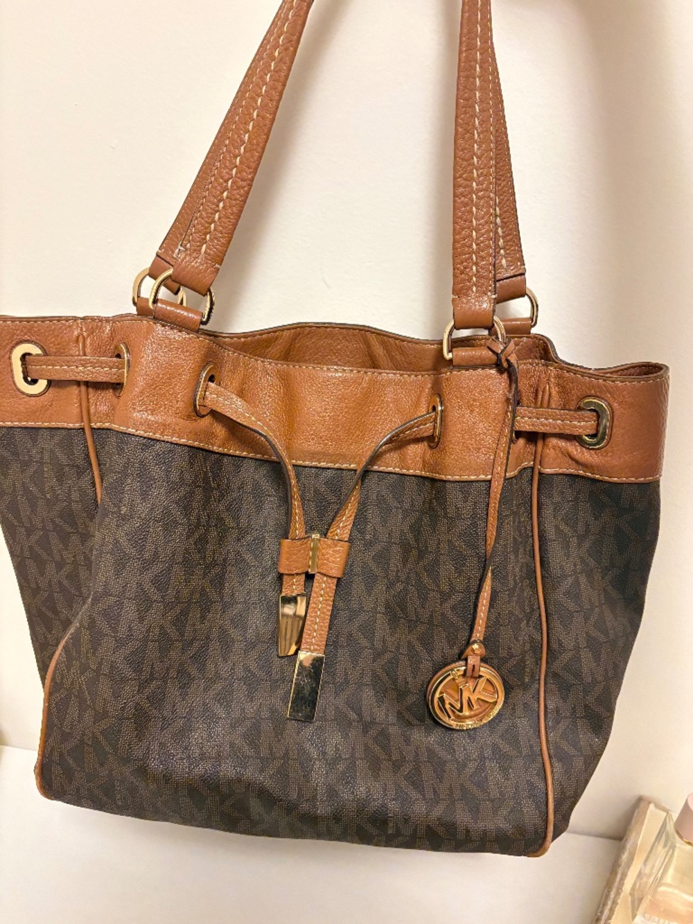 Michael Kors Signature Brown Drawstring Tote Bag Large Shoulder Purse